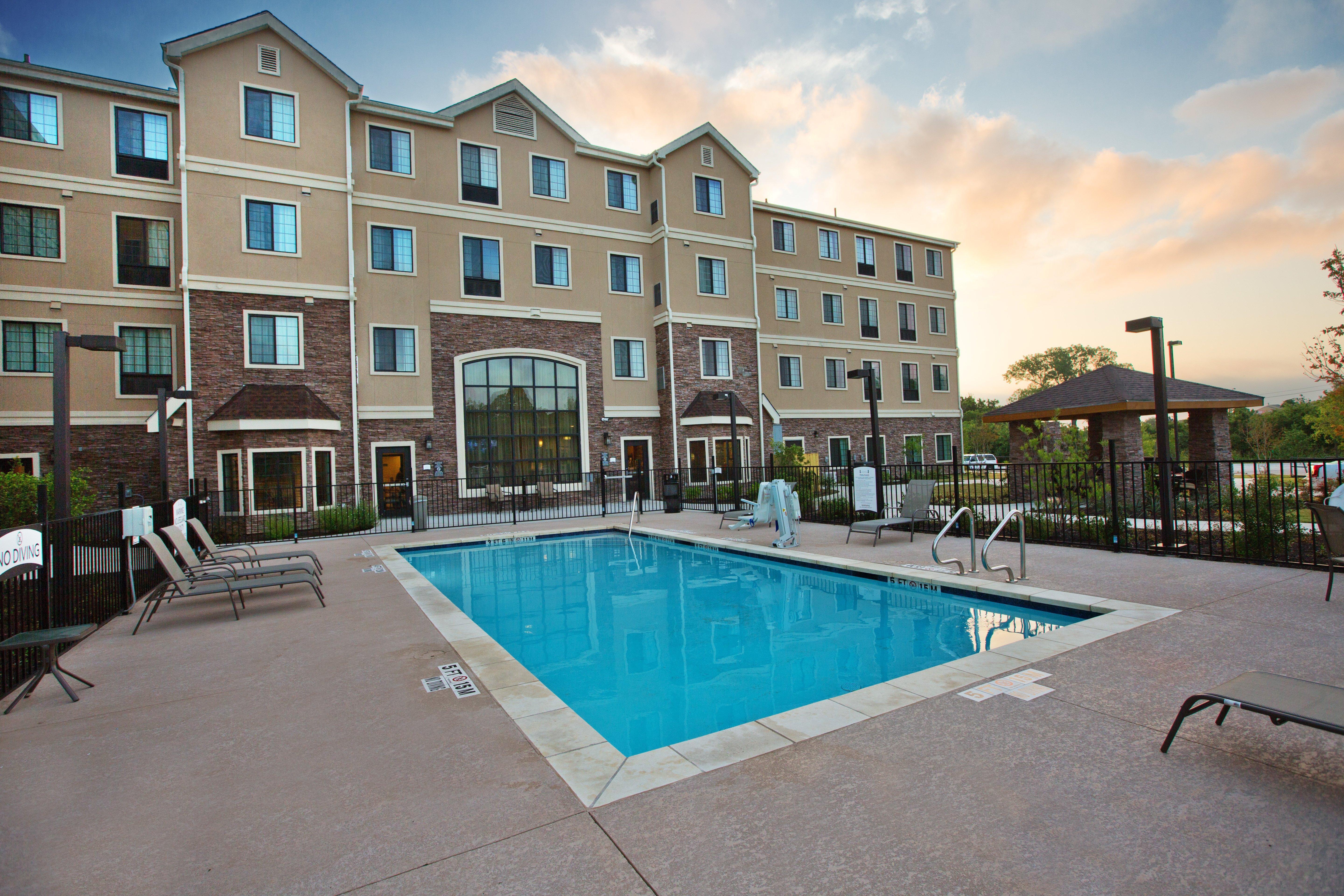 Staybridge Suites Austin South Interstate Hwy 35 By Ihg Eksteriør bilde